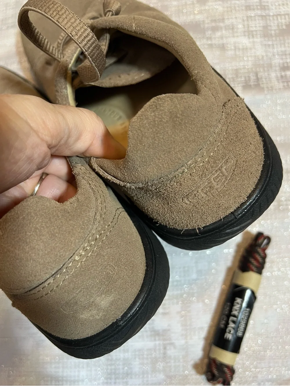 KEEN KNX Lace Suede Sneakers Caribou Black Men’s 8.5 NWOB $140